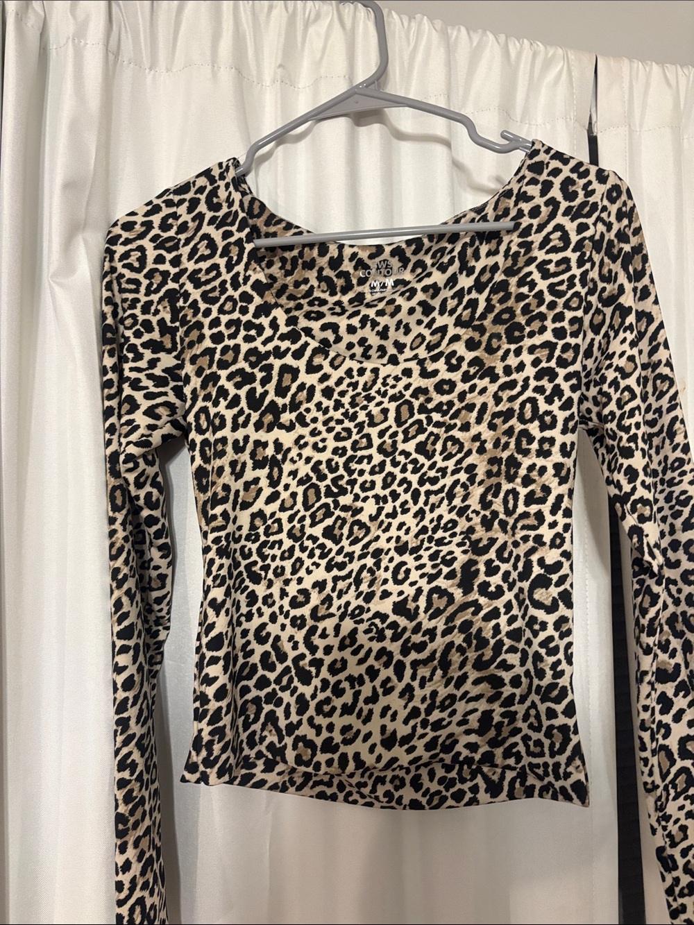 Women's Long-Sleeve Leopard Print Top - Cream/Black